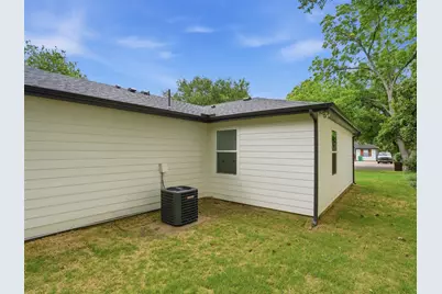 706 Emery Street, Denton, TX 76201 - Photo 23