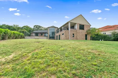 8542 Meadowbrook Drive, Fort Worth, TX 76120 - Photo 5