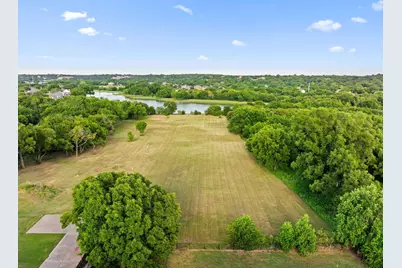 8542 Meadowbrook Drive, Fort Worth, TX 76120 - Photo 15