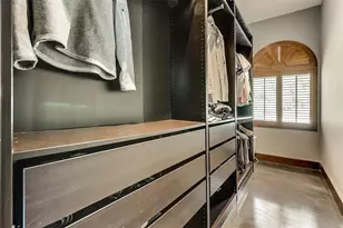 8542 Meadowbrook Dr, Fort Worth, TX 76120 - Photo 37