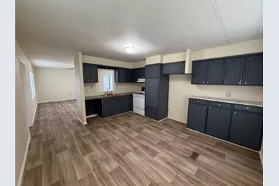 1811 Highland Circle, Springtown, TX 76082 - Photo 5