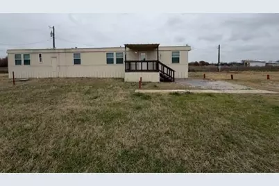 1811 Highland Circle, Springtown, TX 76082 - Photo 1
