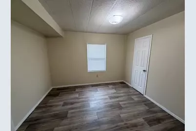 1811 Highland Circle, Springtown, TX 76082 - Photo 9