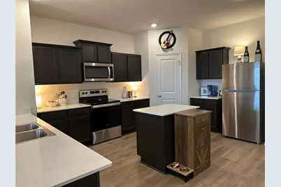1329 Skyline Drive, Denton, TX 76207 - Photo 5
