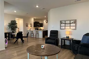 1329 Skyline Dr, Denton, TX 76207 - Photo 9