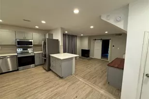 7522 Holly Hill Dr, Dallas, TX 75231 - Photo 7