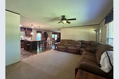 817 S 7th Avenue, Teague, TX 75860 - Photo 9