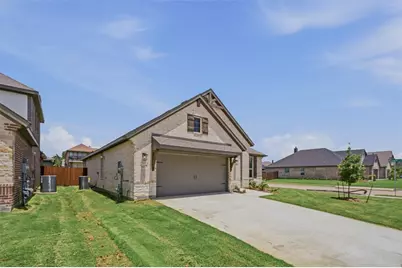 3415 Helena Street, Gainesville, TX 76240 - Photo 3