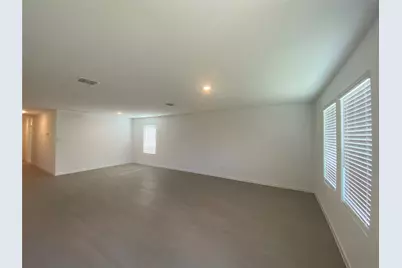 917 Shady Oaks Drive, Ennis, TX 75119 - Photo 5