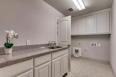 7027 Nueces Drive, Irving, TX 75039 - Photo 23