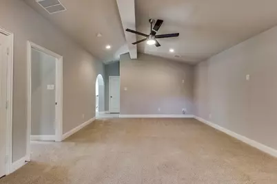 7027 Nueces Drive, Irving, TX 75039 - Photo 15