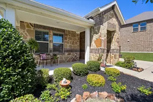 209 Maverick Ct, Lavon, TX 75166 - Photo 5