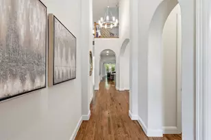 342 Hill Creek Ln, Grapevine, TX 76051 - Photo 5