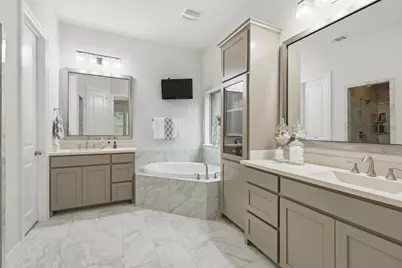 342 Hill Creek Lane, Grapevine, TX 76051 - Photo 17