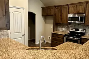 1409 Lauren Ln, Granbury, TX 76048 - Photo 5