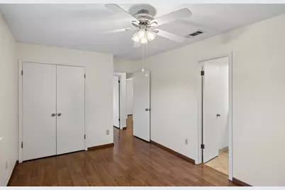 1043 Cherrywood Lane, Carrollton, TX 75006 - Photo 15