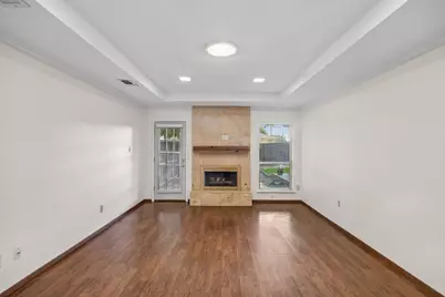 1043 Cherrywood Lane, Carrollton, TX 75006 - Photo 19