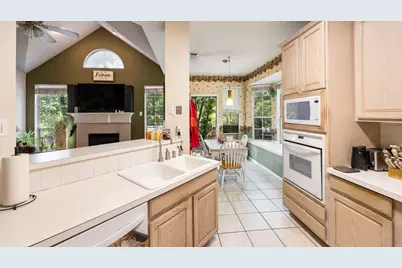 1508 Valley Creek Road, Denton, TX 76205 - Photo 13