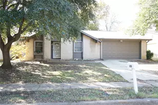 608 Hillcrest St, Mansfield, TX 76063 - Photo 1
