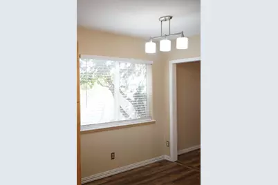 608 Hillcrest Street, Mansfield, TX 76063 - Photo 3