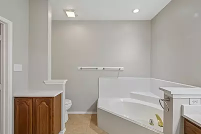 2918 Brittany Lane, McKinney, TX 75070 - Photo 11