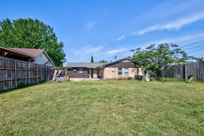 2134 Sequoyah Way, Carrollton, TX 75006 - Photo 5