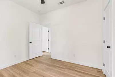 2721 Belzise Terrace, Fort Worth, TX 76104 - Photo 19