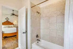3318 W 5th St, Fort Worth, TX 76107 - Photo 31