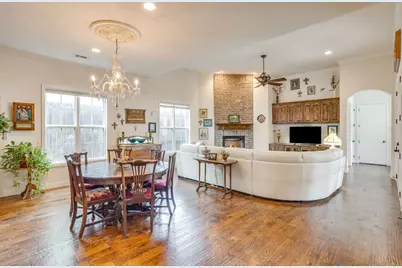 3318 W 5th Street, Fort Worth, TX 76107 - Photo 11