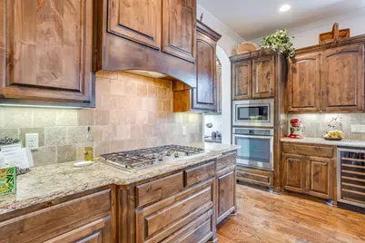 3318 W 5th Street, Fort Worth, TX 76107 - Photo 7