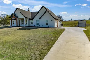 356 Scenic Wood Dr, Reno, TX 76020 - Photo 3