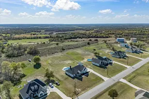 356 Scenic Wood Dr, Reno, TX 76020 - Photo 5