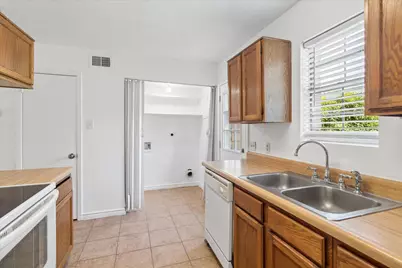 2400 Jupiter Road #5, Plano, TX 75074 - Photo 9