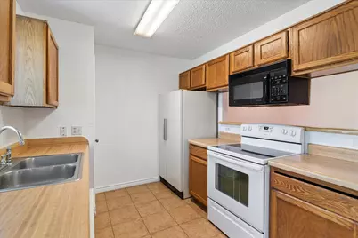 2400 Jupiter Road #5, Plano, TX 75074 - Photo 7
