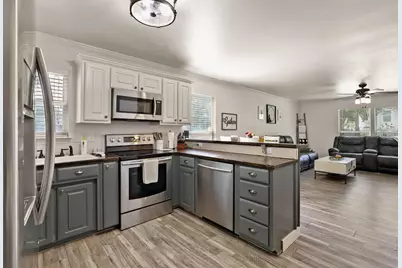 946 W Laurel Street, Sherman, TX 75092 - Photo 11