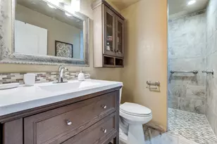 9602 Baseline Dr, Dallas, TX 75243 - Photo 17