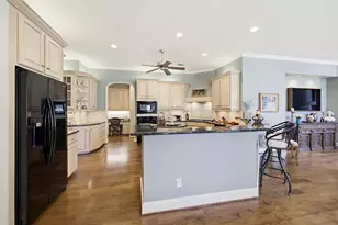 6008 Laurel Valley Ct, Fort Worth, TX 76132 - Photo 11