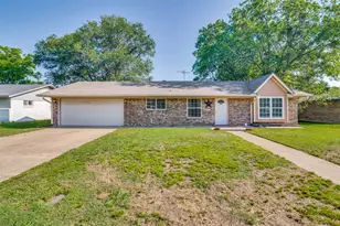 2003 Egret Ln, Greenville, TX 75402 - Photo 3