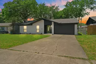 1222 Saturn Dr, Cedar Hill, TX 75104 - Photo 3