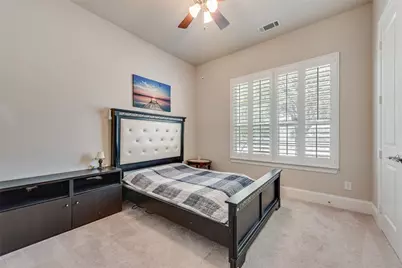 402 Ridgewood Drive, Lewisville, TX 75067 - Photo 21