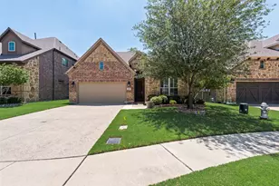 402 Ridgewood Dr, Lewisville, TX 75067 - Photo 3