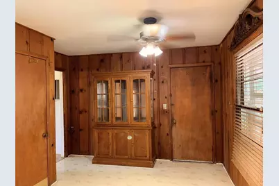 213 E Magnolia Dr, Mt Pleasant, TX 75455 - Photo 15