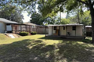 213 E Magnolia Dr, Mt Pleasant, TX 75455 - Photo 21