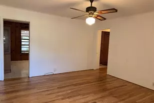 213 E Magnolia Dr, Mt Pleasant, TX 75455 - Photo 5