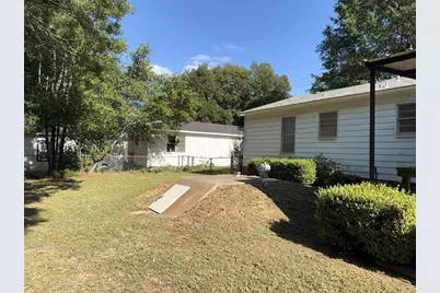 213 E Magnolia Dr, Mt Pleasant, TX 75455 - Photo 17