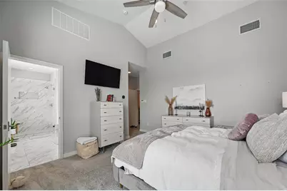 2280 N Fitzhugh Avenue #30, Dallas, TX 75204 - Photo 13