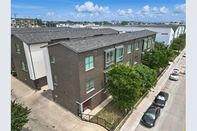 2280 N Fitzhugh Avenue #30, Dallas, TX 75204 - Photo 19