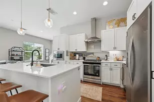 2280 N Fitzhugh Ave, Dallas, TX 75204 - Photo 5