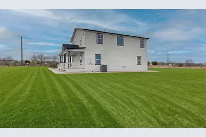 244 Hcr 2302 Road, Abbott, TX 76621 - Photo 9