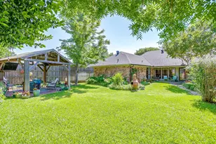 3704 Edgefield Ln, Bedford, TX 76021 - Photo 21